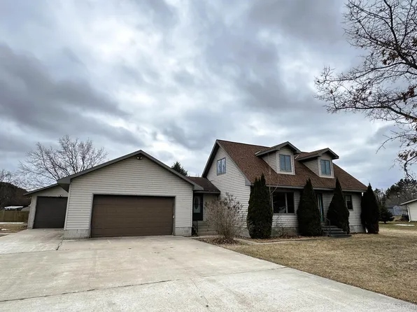 5243 Hershey 17.7 Dr, Escanaba, MI 49829