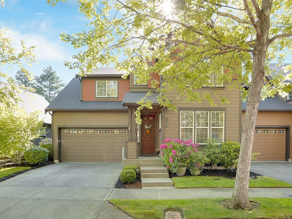 1st image of 724 NE 73rd Ave