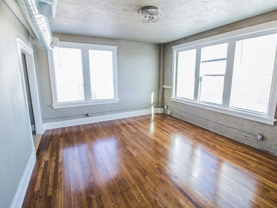 1st image of 2243 Jones St APT 211