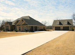 26 Adams Lake Rd, Conway, AR 72032