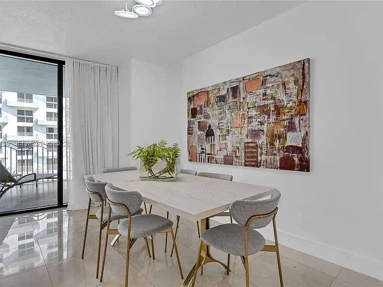 1500 Ocean Dr #505 — Photo 9