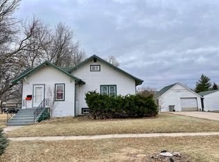 1108 18th St, Central City, NE 68826