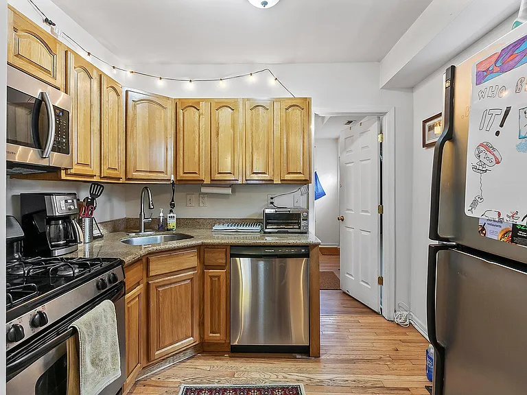 1623 Edgley St — Photo 7