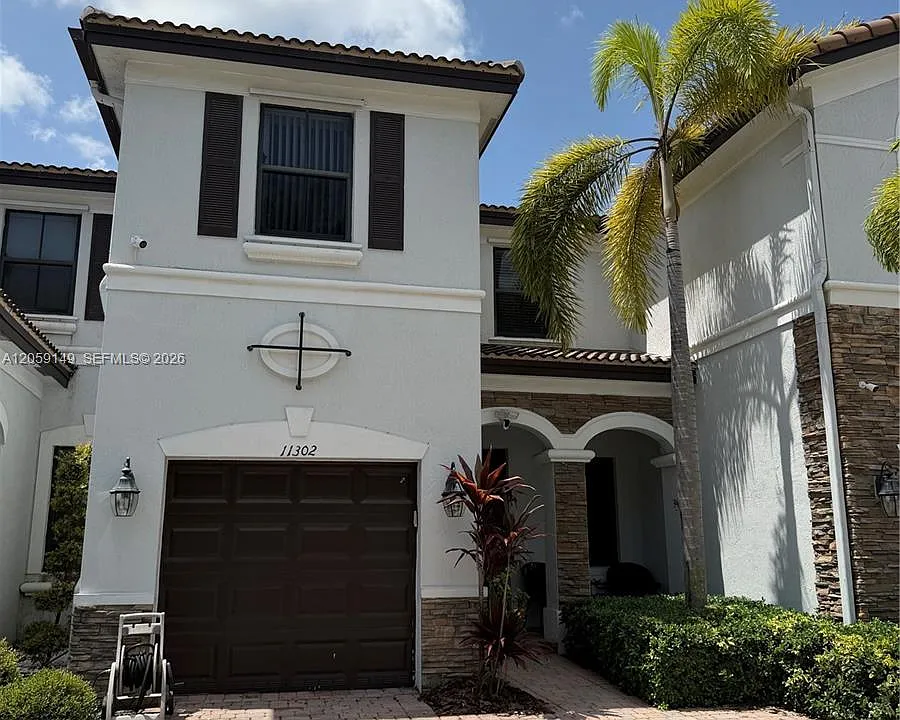 11302 NW 88th Ter #11302