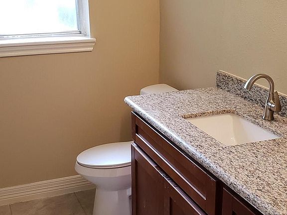 New granite and plumbing fixtures in the bathroom!