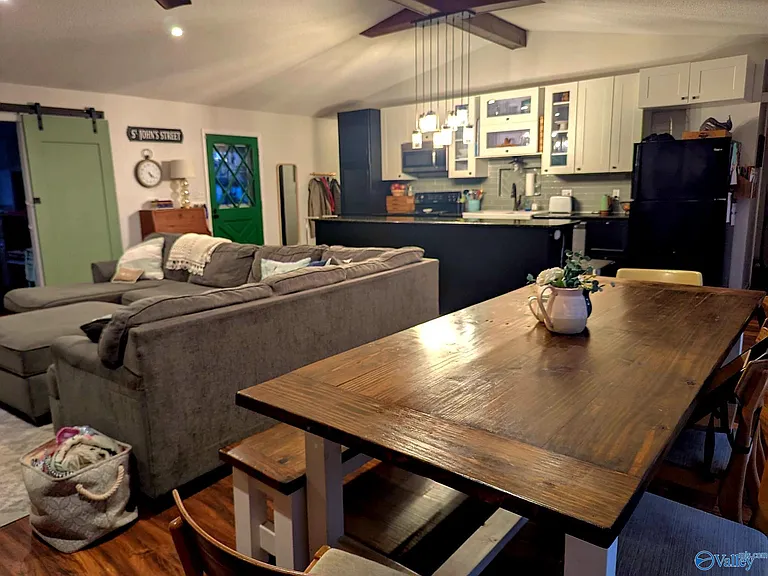 147 Butch Cash Rd — Photo 3