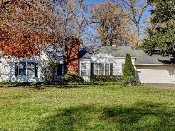 20930 Eaton Rd, Fairview Park, OH 44126