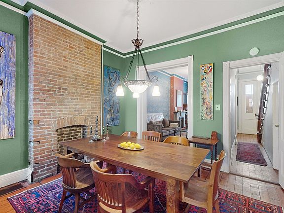 4th image of 396 Bergen Ave