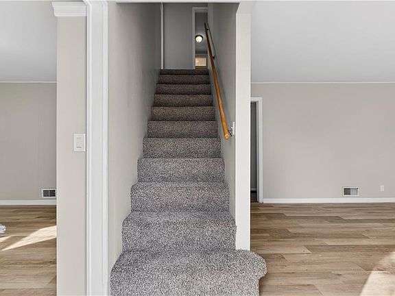 5th image of 5030 Belmeade Rd