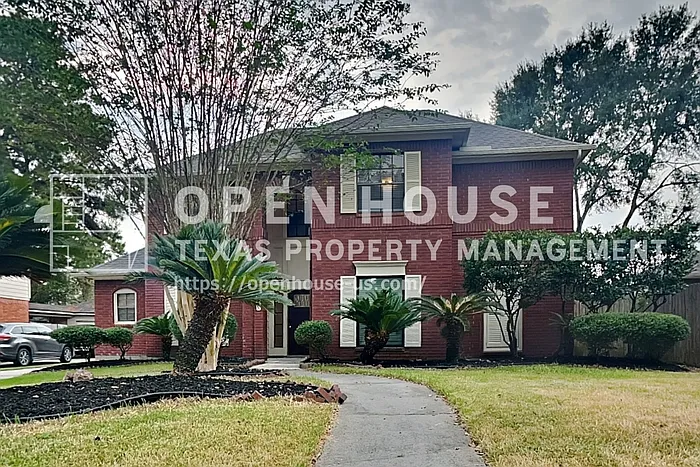 4627 Natural Bridge Dr