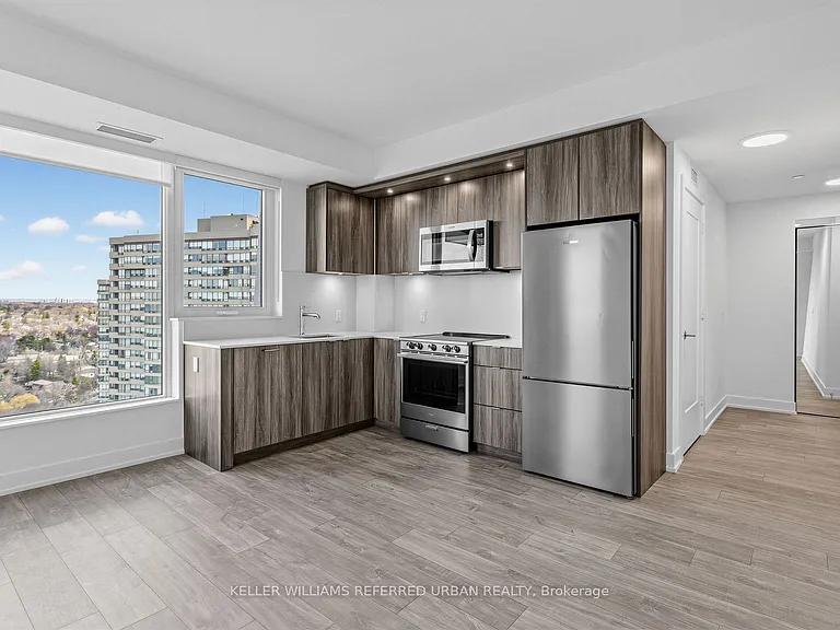 60 Central Park Dr #2112 — Photo 7
