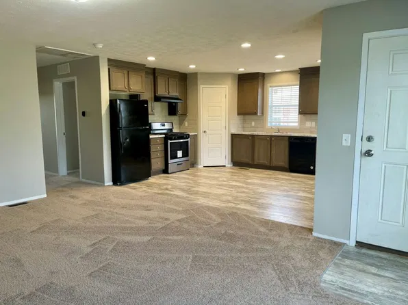 248 Canary Dr #248, Chicago Heights, IL 60411