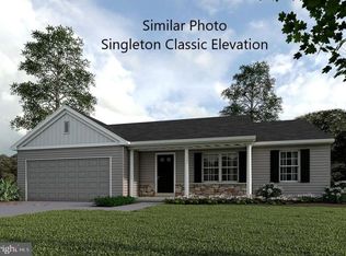 1809 Fountain Rock Dr, Dover, PA 17315