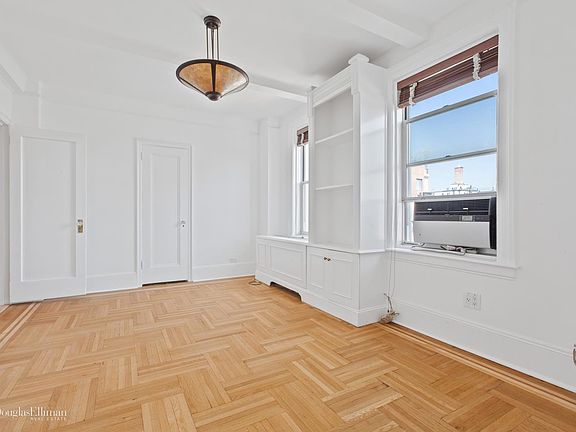 2nd image of 9 E 96th St #14C