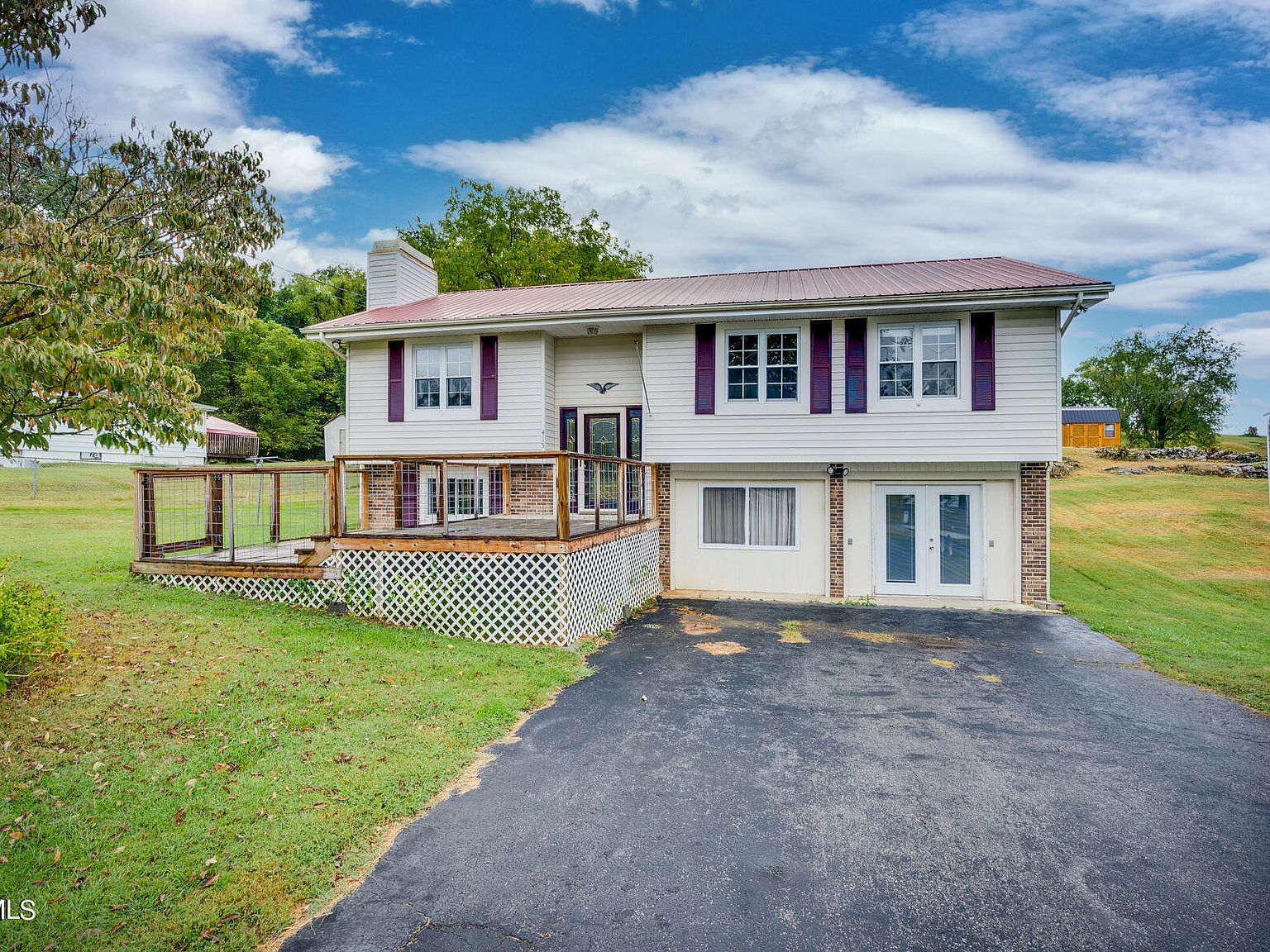 415 Walnut St, Church Hill, TN 37642 | Zillow
