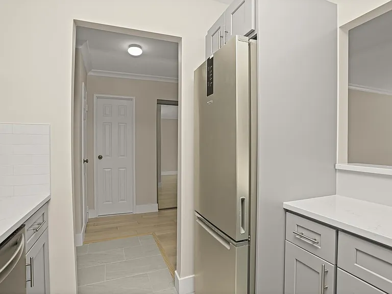 3 Consulate Dr #4F — Photo 20