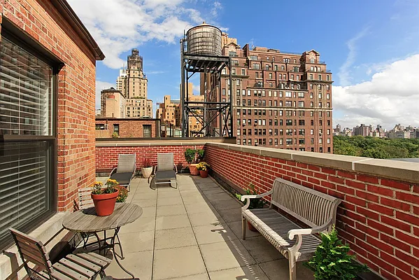 Sold by Corcoran | media 9