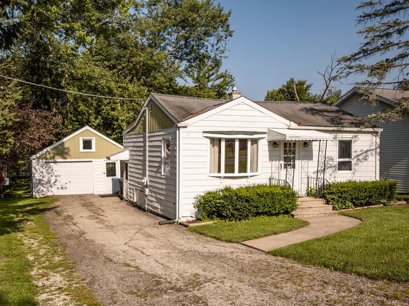 41740 N Dot Pl, Antioch, IL 60002