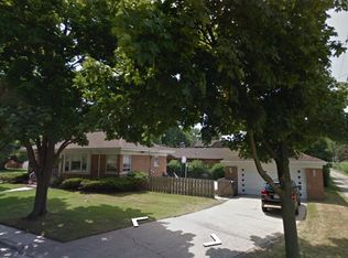 7056 N Keeler Ave, Lincolnwood, IL 60712