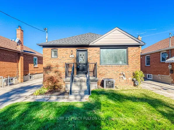 12 Silvercrest Ave, Toronto, ON M8W 2S4