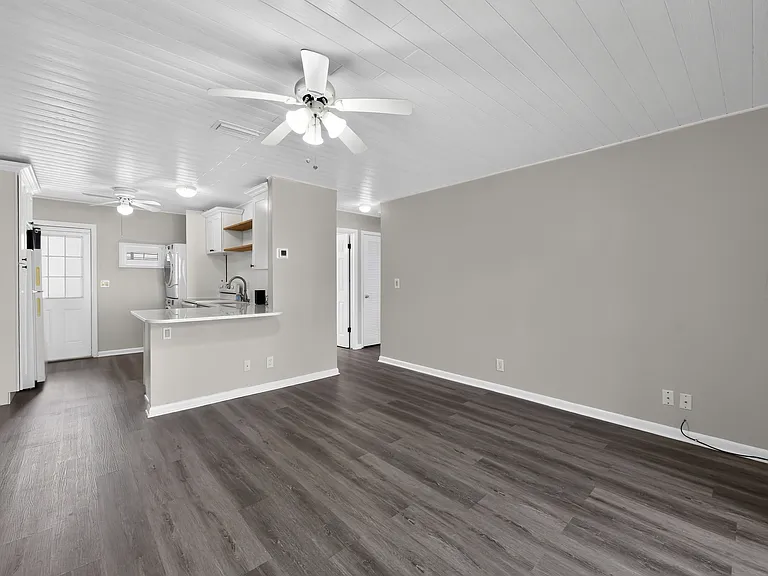 5396 4th St N #101 — Photo 13