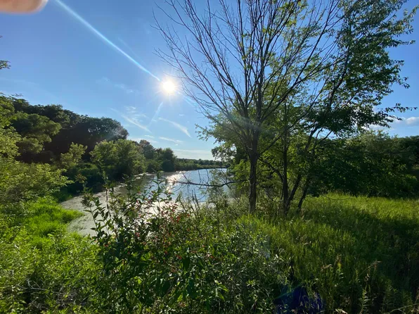 W Island Rd, Saint Johns, MI 48879