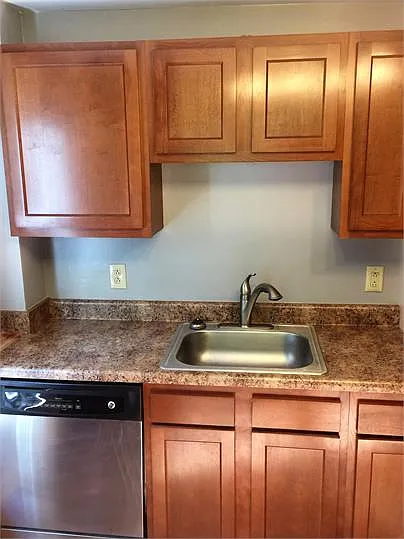 509 Willis Ave #2 — Photo 2