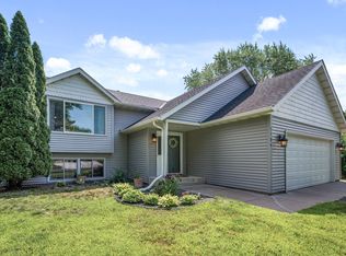 7184 Gray Heron Dr, Lino Lakes, MN 55014