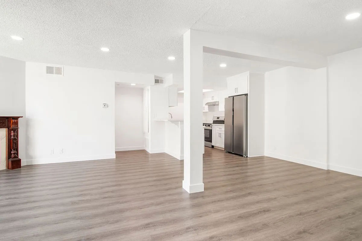 1 bed, 1.0 bath, 1200 sqft, $2,550 — Photo 2