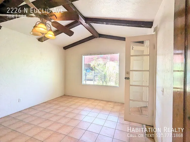 2226 N Euclid Ave — Photo 6