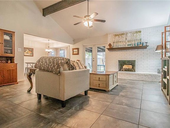 4th image of 9913 Westpark Dr