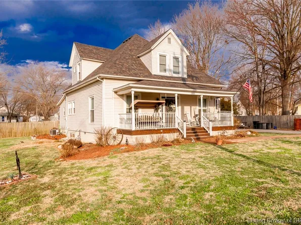 176 N Bond Street, Scottsburg, IN 47170