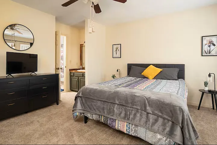 120 Arcadia Ln #C — Photo 3