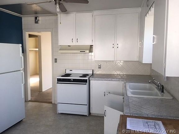 2nd image of 3108 E Latimer Pl