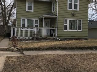 214 W 4th St, Pecatonica, IL 61063