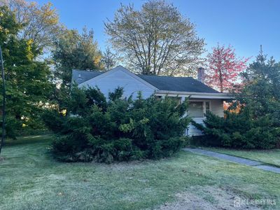 44 Harrison St, Sayreville, NJ, 08872