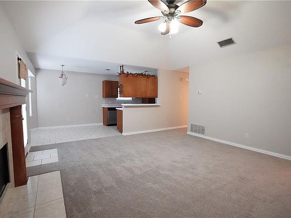 5th image of 1133 Vaden Ave