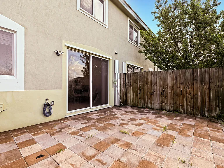 1014 SE 23rd Ave #1014 — Photo 17