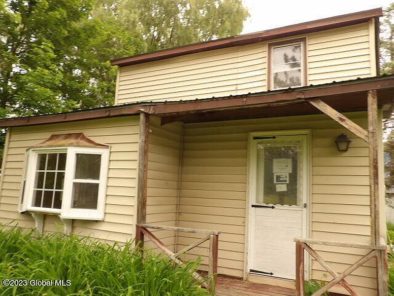 2nd image of 233 North Street