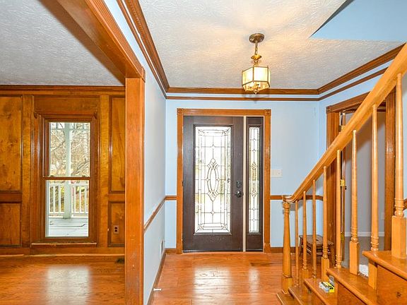 2nd image of 1878 Blackwater Ct