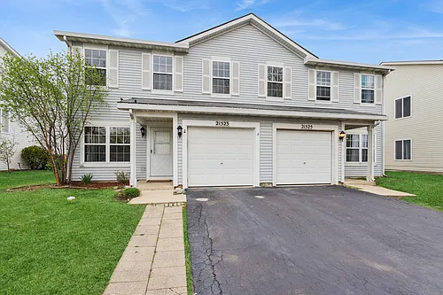 21523 Franklin Cir #21523 Photo 1