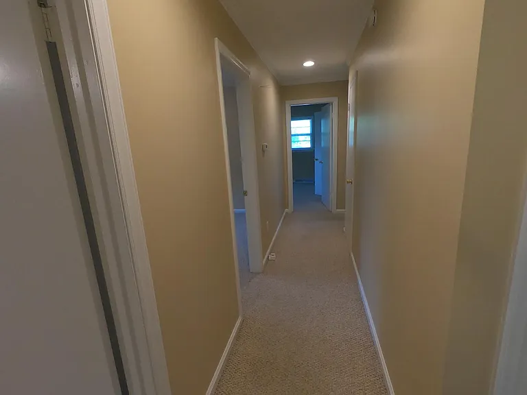 5830 Perry Ln — Photo 35