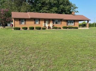 978 Connell Rd, Brodnax, VA 23920