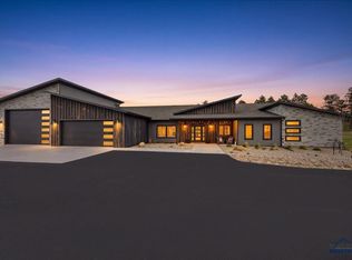 11805 Valley View Cir, Spearfish, SD 57783