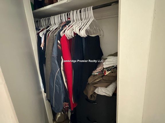4th image of 25 Portsmouth St S #2