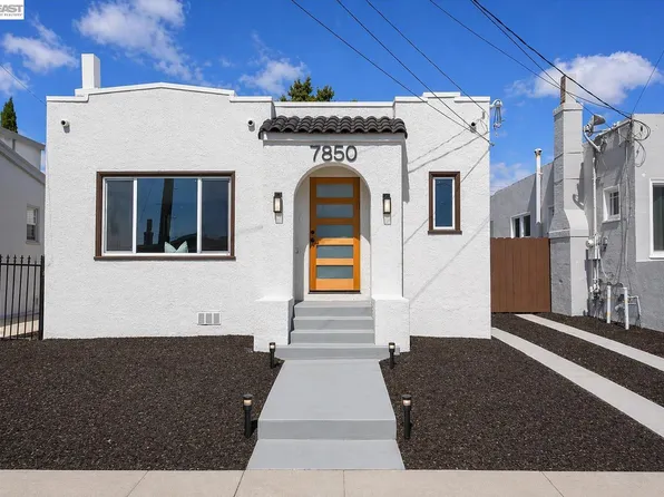 7850 Lockwood St, Oakland, CA 94621