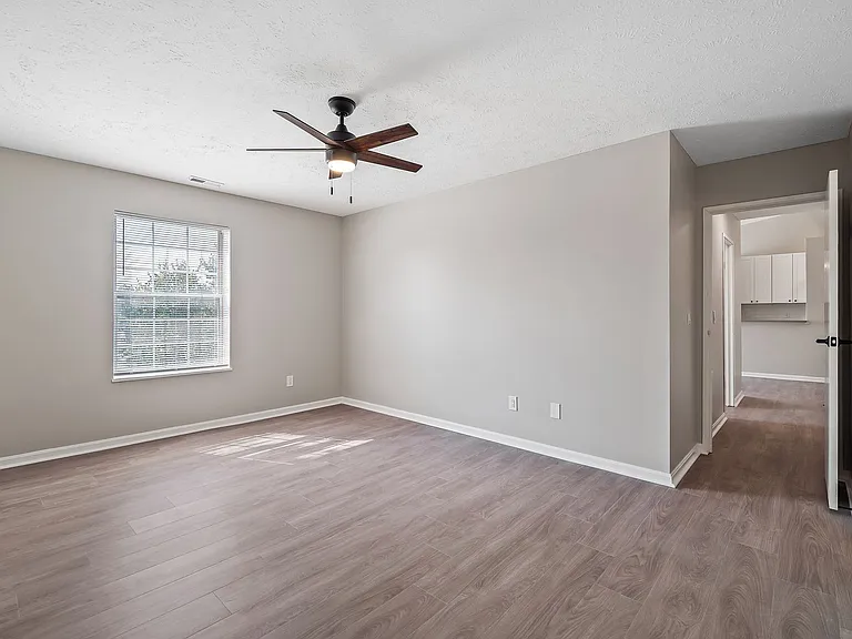 Cherry Tree Village Apartments — Photo 196