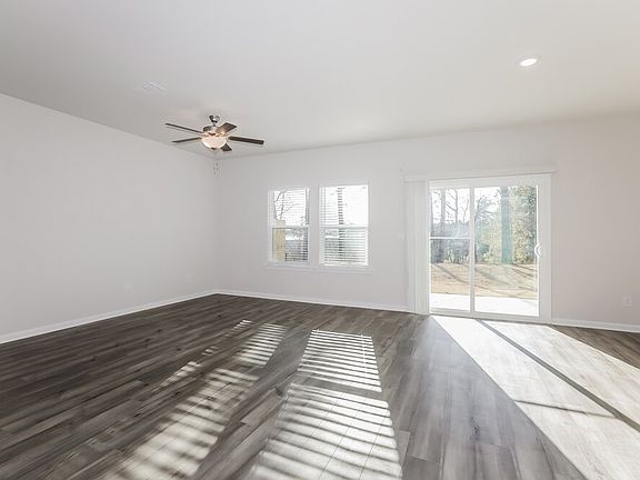 4th image of 1605 Villageside Ct