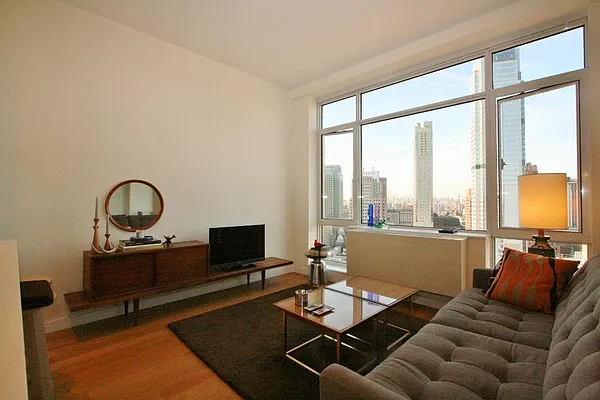 Rented by Corcoran | media 18