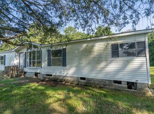 1525 Old Douglas Mill Rd, Abbeville, SC 29620